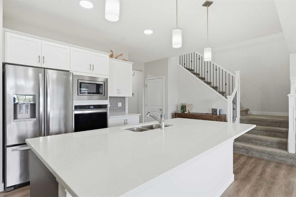 15 Lawrence Green Se, Airdrie, AB