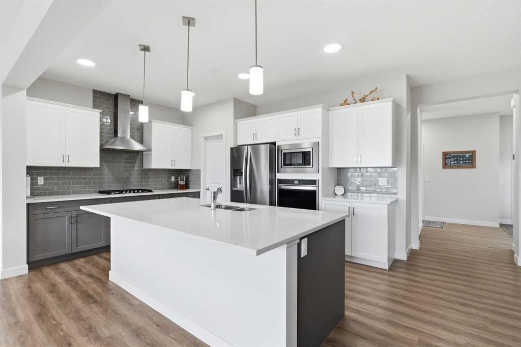 15 Lawrence Green Se, Airdrie, AB