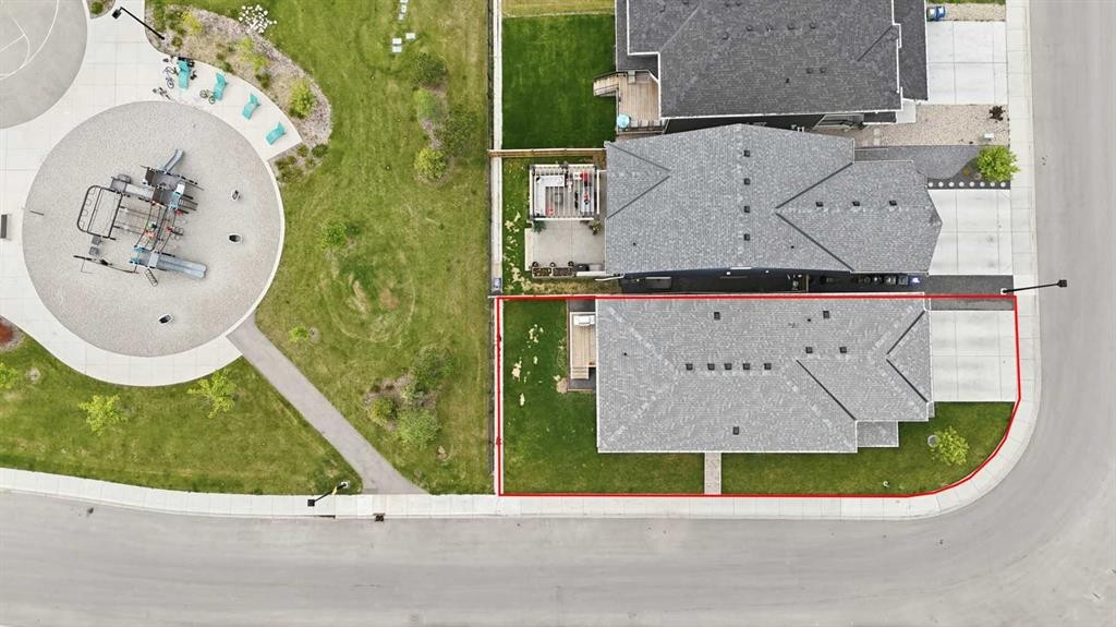 15 Lawrence Green Se, Airdrie, AB