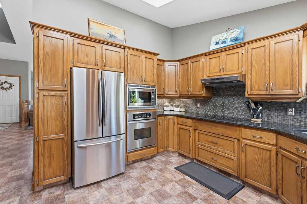 145 Straddock Crescent Sw, Calgary, AB