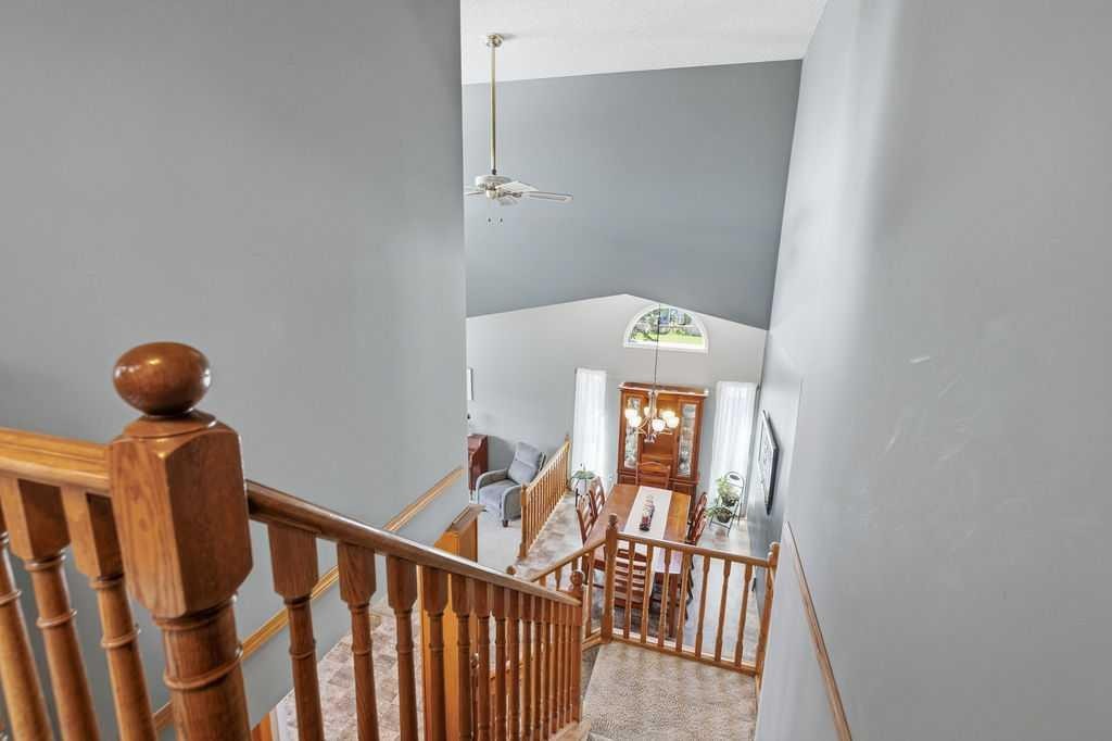 145 Straddock Crescent Sw, Calgary, AB