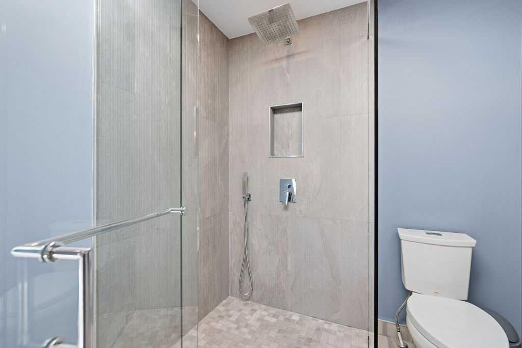 145 Straddock Crescent Sw, Calgary, AB