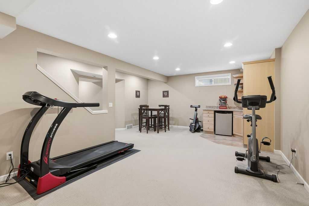 145 Straddock Crescent Sw, Calgary, AB