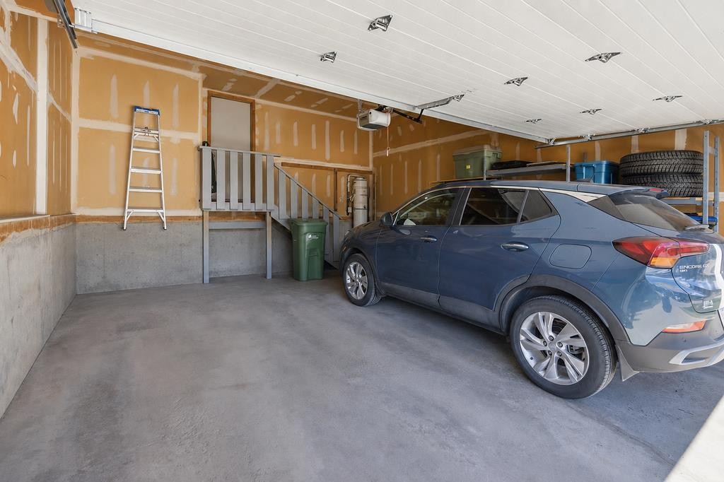 145 Straddock Crescent Sw, Calgary, AB