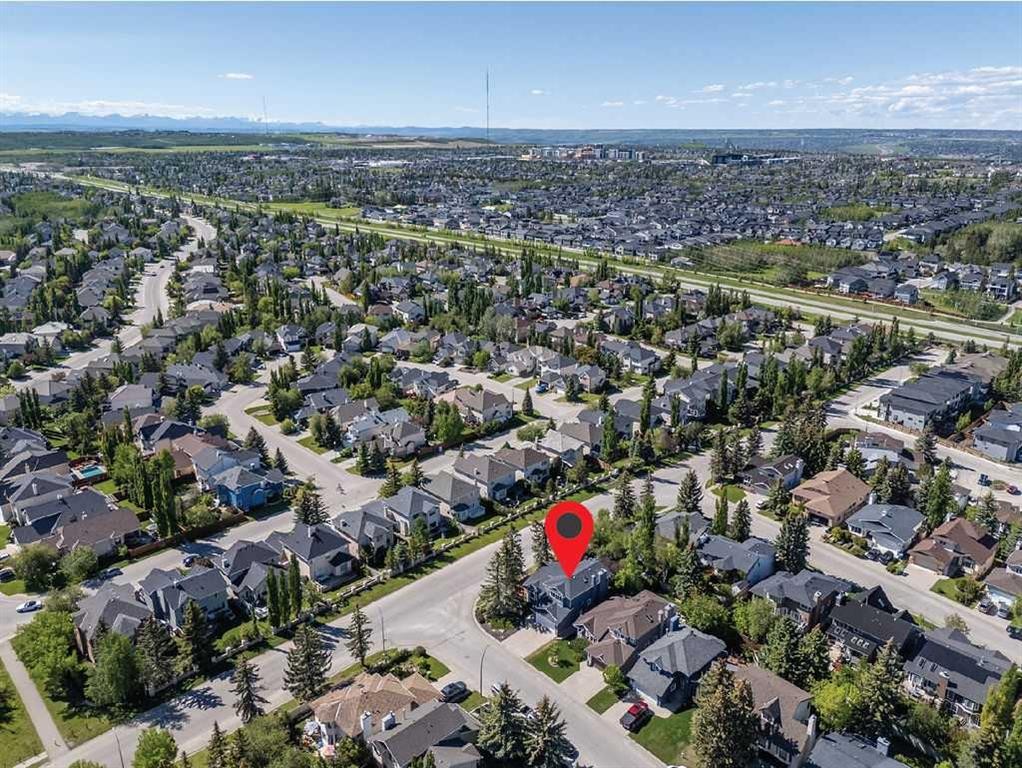 145 Straddock Crescent Sw, Calgary, AB
