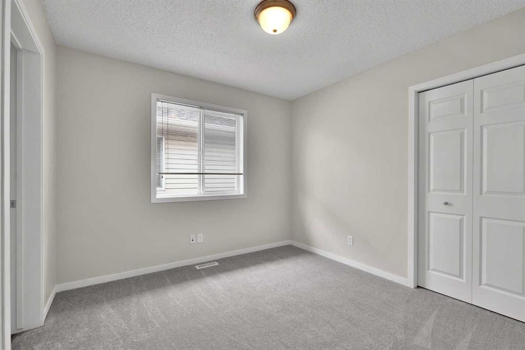 191 Cranberry Green Se, Calgary, AB - Indoor Photo Showing Other Room