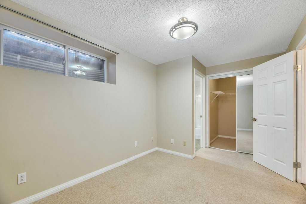 126 Covebrook Place Ne, Calgary, AB - Indoor Photo Showing Other Room