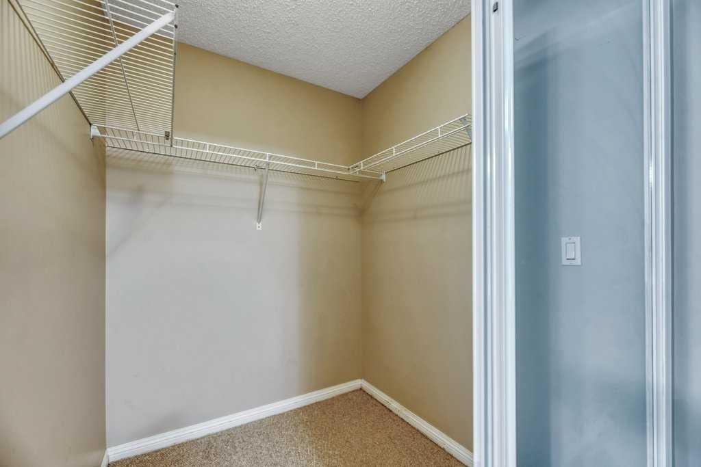 126 Covebrook Place Ne, Calgary, AB - Indoor