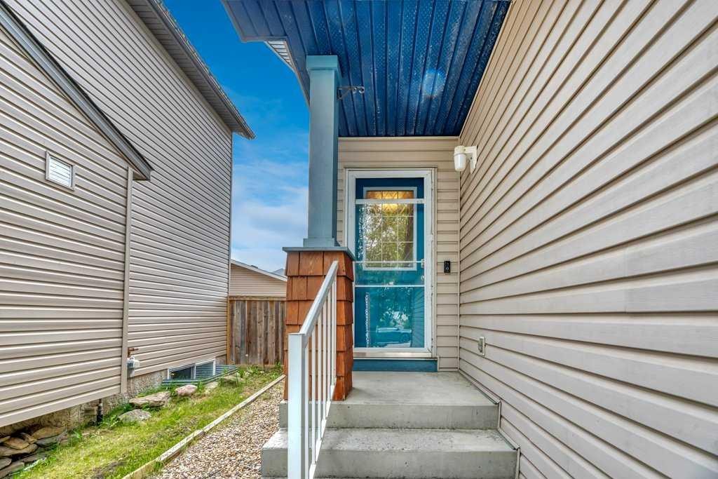 126 Covebrook Place Ne, Calgary, AB - Outdoor With Exterior