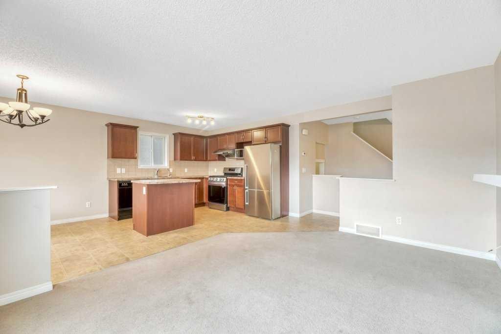 126 Covebrook Place Ne, Calgary, AB - Indoor Photo Showing Kitchen
