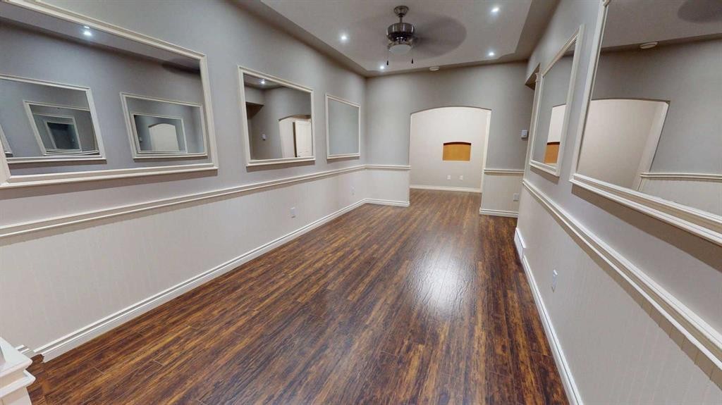 4-7001 52 Street, Lacombe, AB - Indoor Photo Showing Other Room