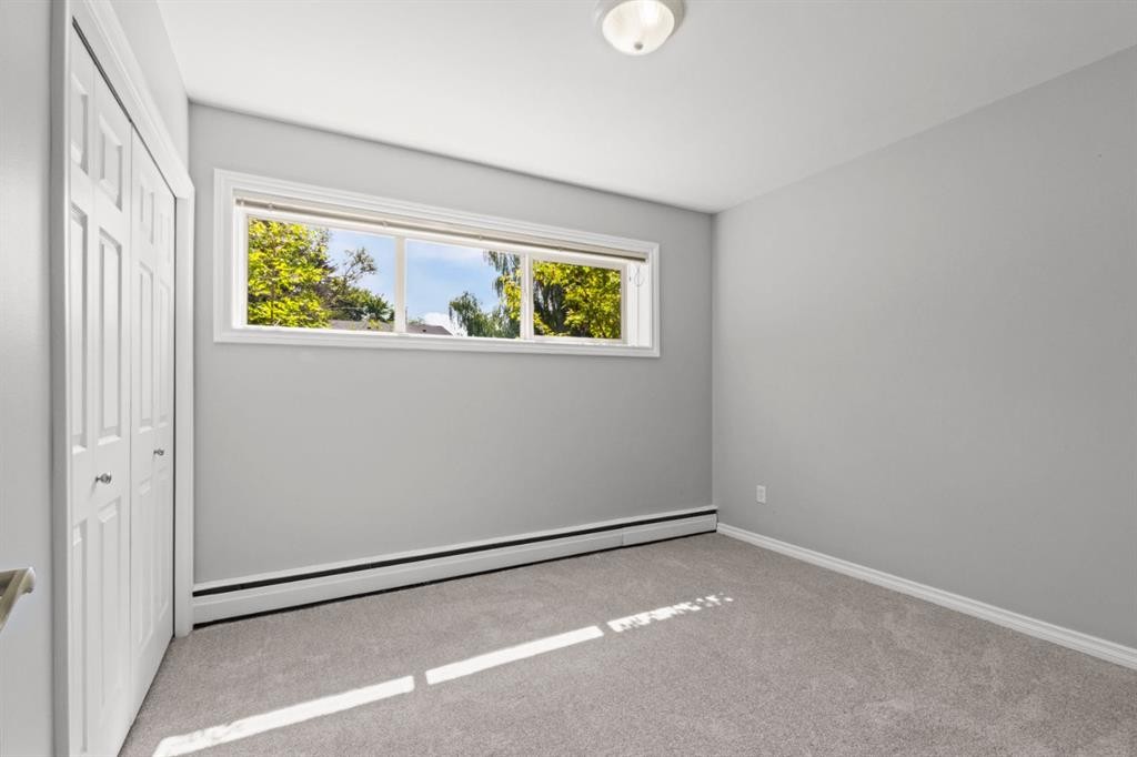 126-56 Hamlet Road Sw, Calgary, AB