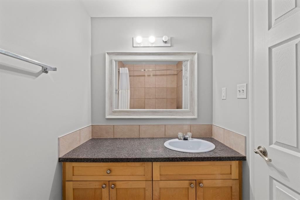 126-56 Hamlet Road Sw, Calgary, AB