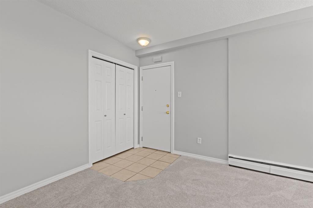 126-56 Hamlet Road Sw, Calgary, AB