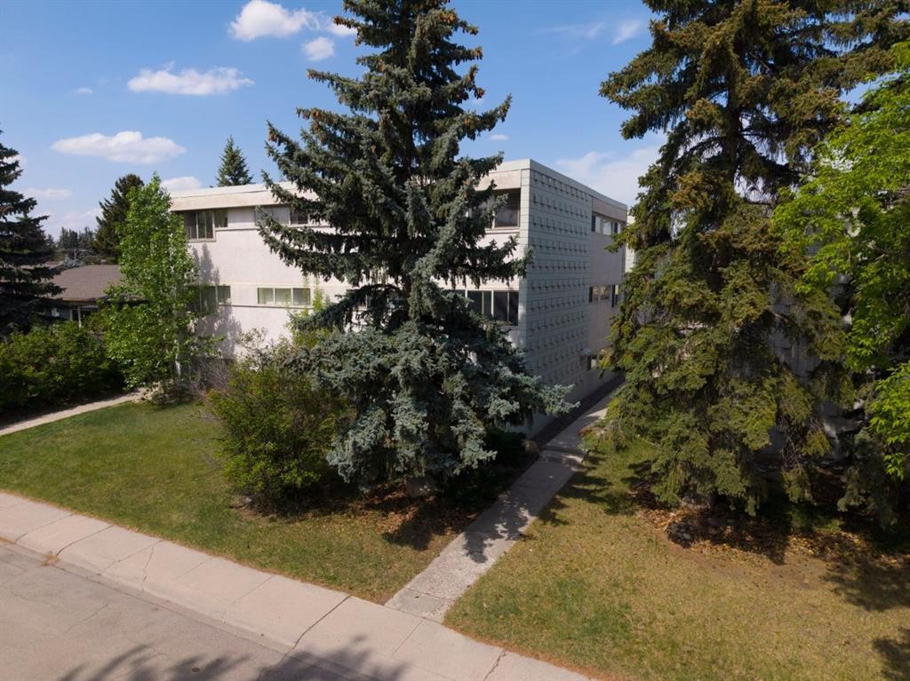 126-56 Hamlet Road Sw, Calgary, AB