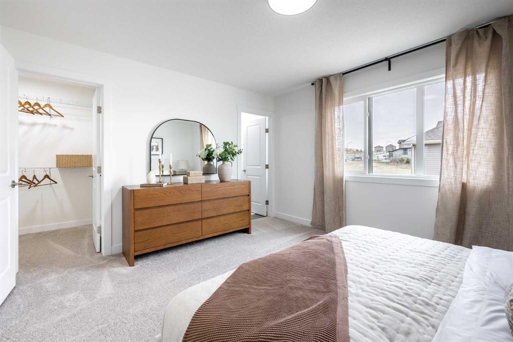 11 Heritage Point, Cochrane, AB