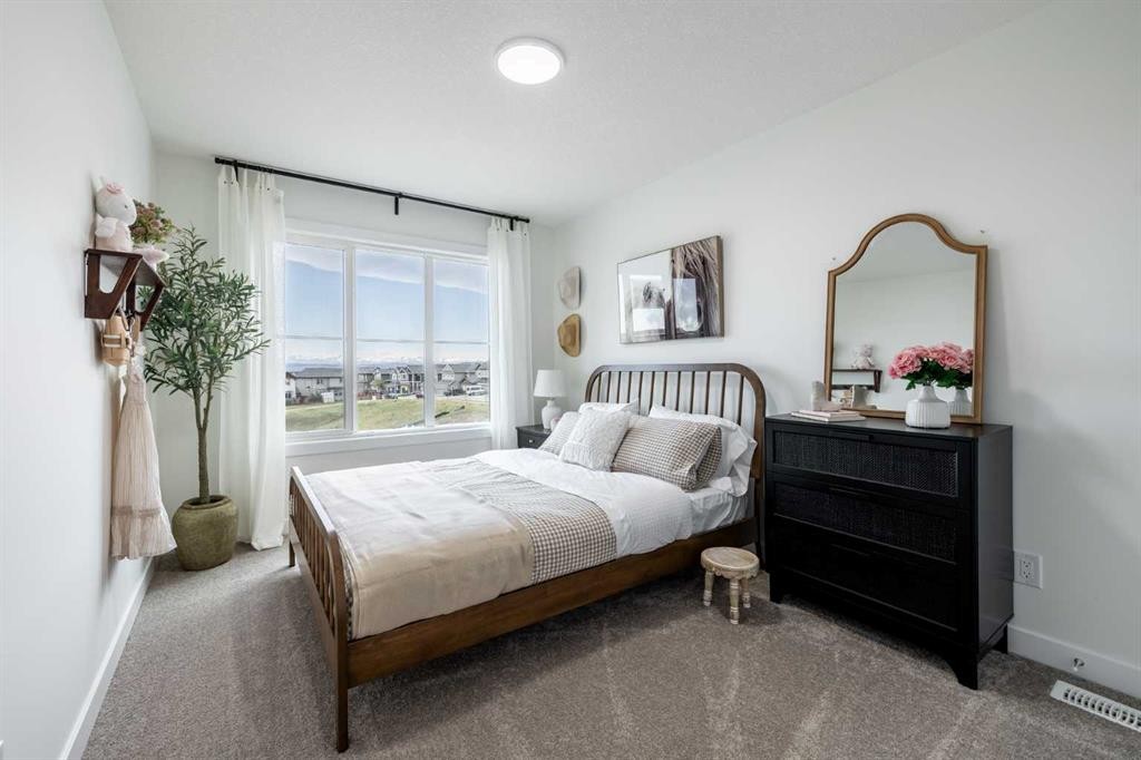 11 Heritage Point, Cochrane, AB