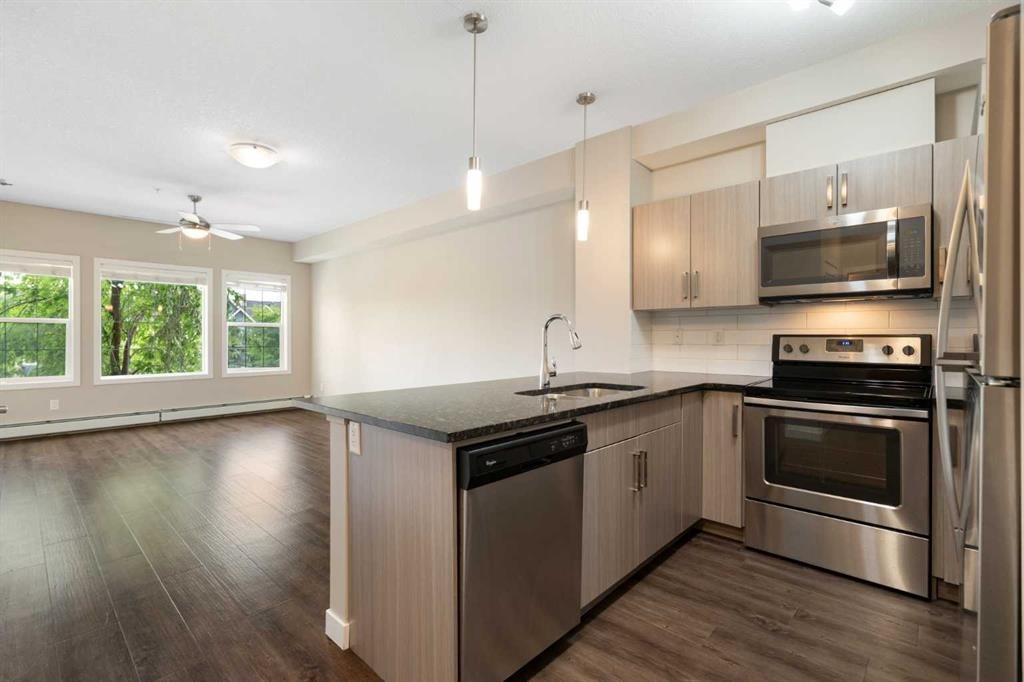 224-200 Cranfield Common Se, Calgary, AB