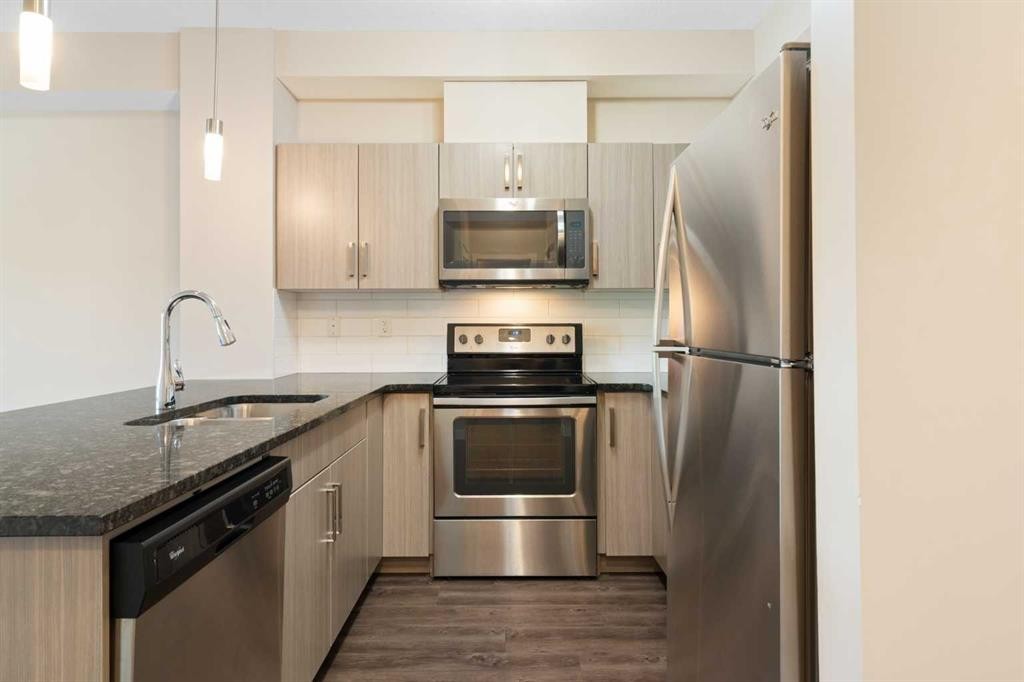 224-200 Cranfield Common Se, Calgary, AB