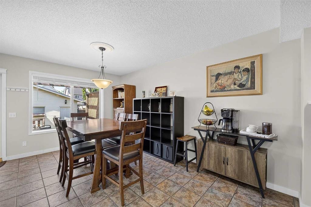 121 Prestwick Park Se, Calgary, AB