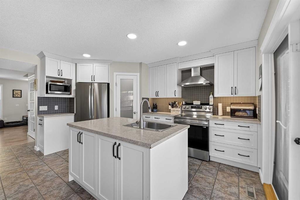 121 Prestwick Park Se, Calgary, AB