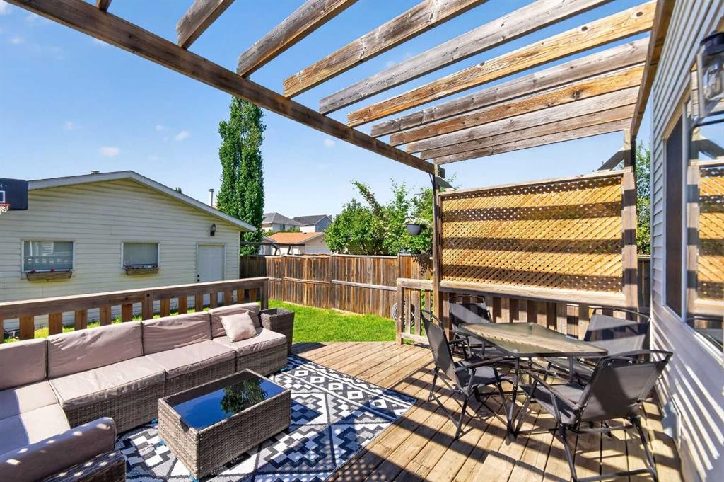 121 Prestwick Park Se, Calgary, AB