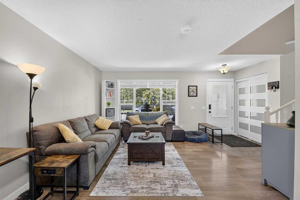 121 Prestwick Park Se, Calgary, AB