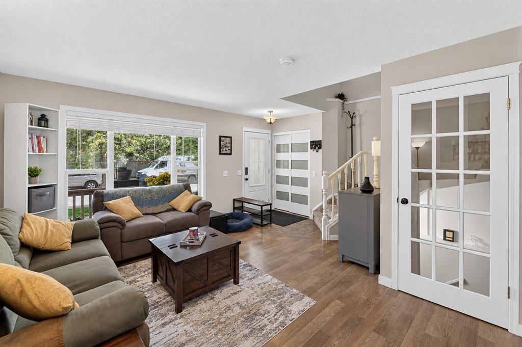 121 Prestwick Park Se, Calgary, AB