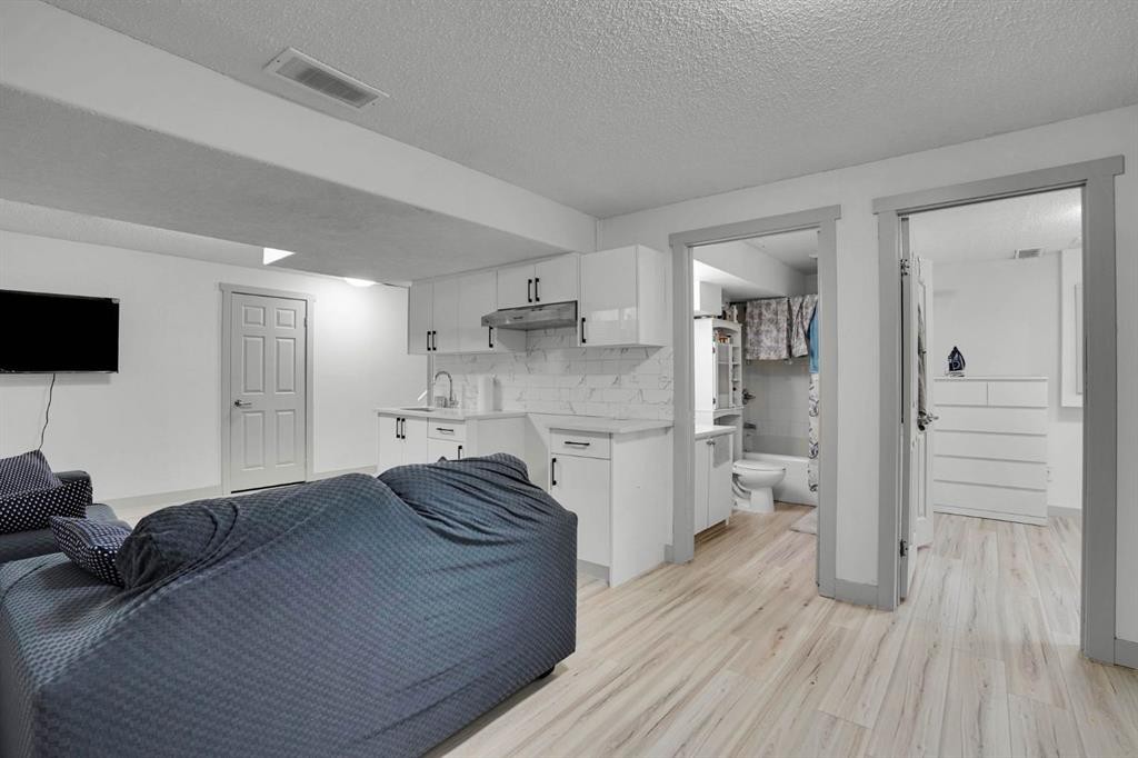 63 Saddlemont Crescent Ne, Calgary, AB - Indoor