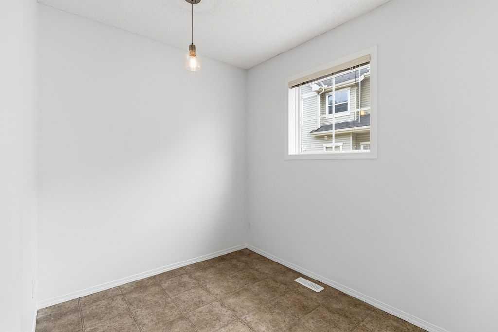 77 Elgin Gardens Se, Calgary, AB