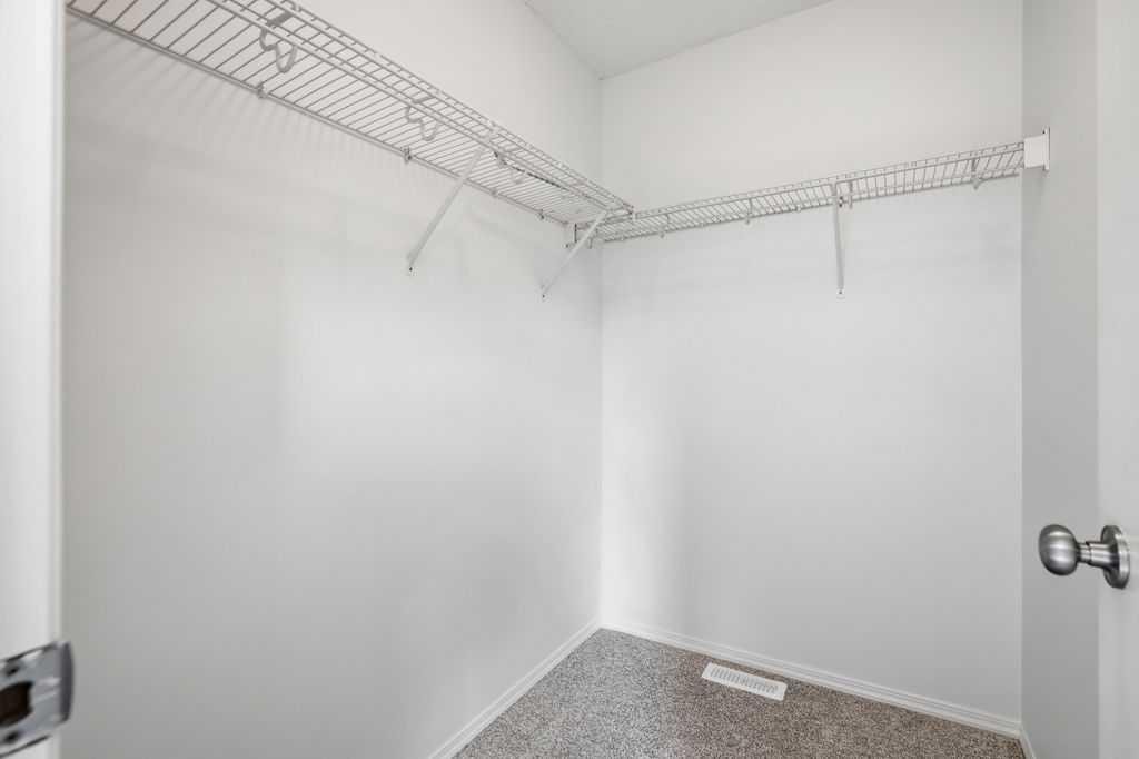 77 Elgin Gardens Se, Calgary, AB