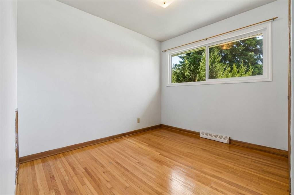 1306 87 Avenue Sw, Calgary, AB