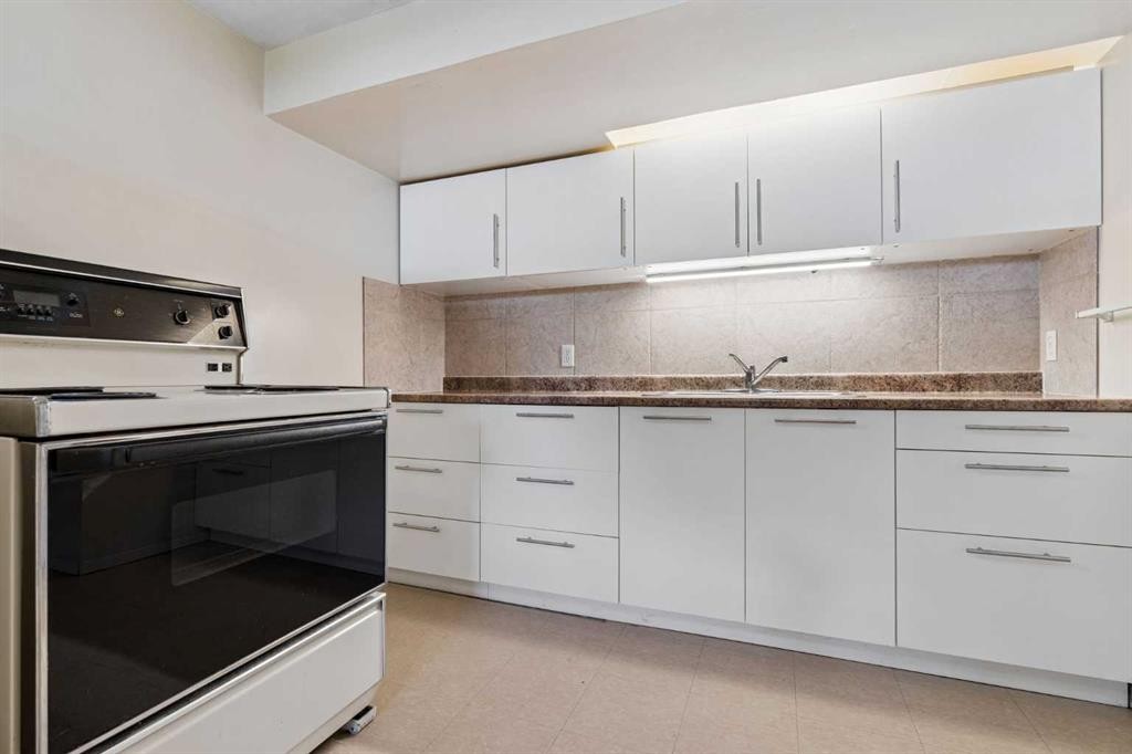 1306 87 Avenue Sw, Calgary, AB