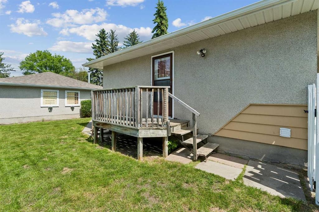 1306 87 Avenue Sw, Calgary, AB