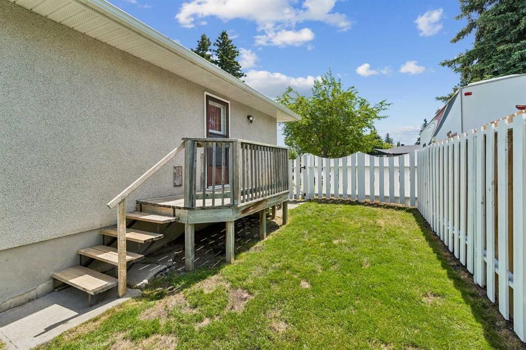 1306 87 Avenue Sw, Calgary, AB