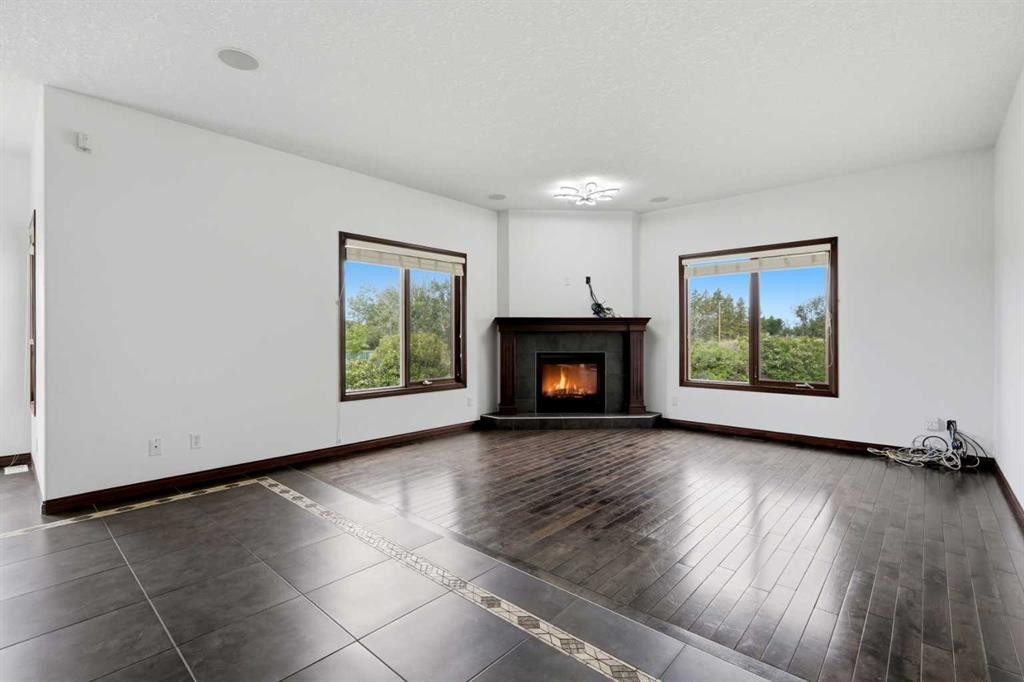 236 Parkmere Court, Chestermere, AB