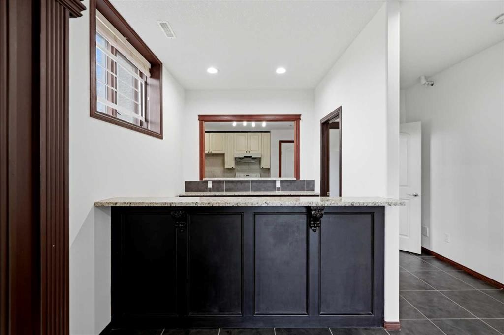 236 Parkmere Court, Chestermere, AB