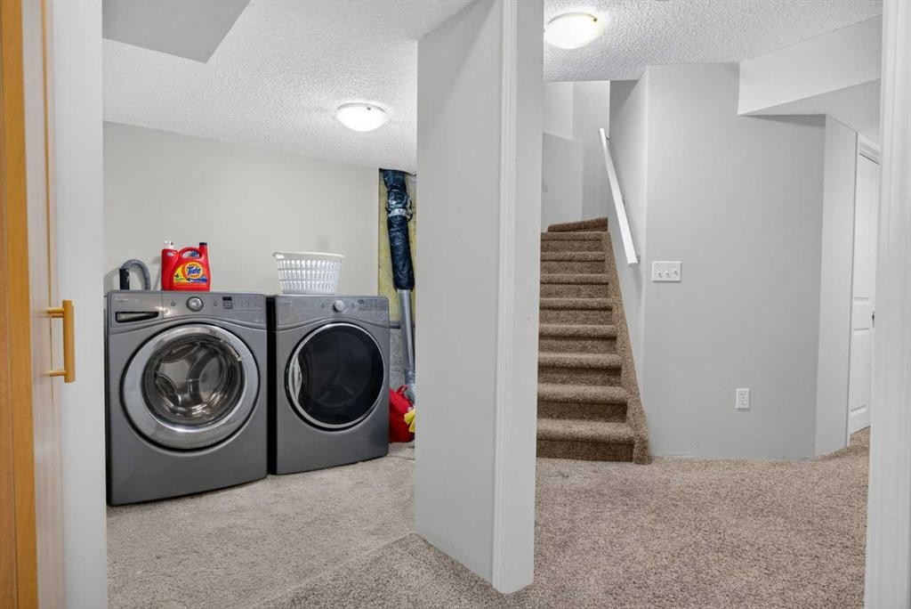 116 Panora Close Nw, Calgary, AB