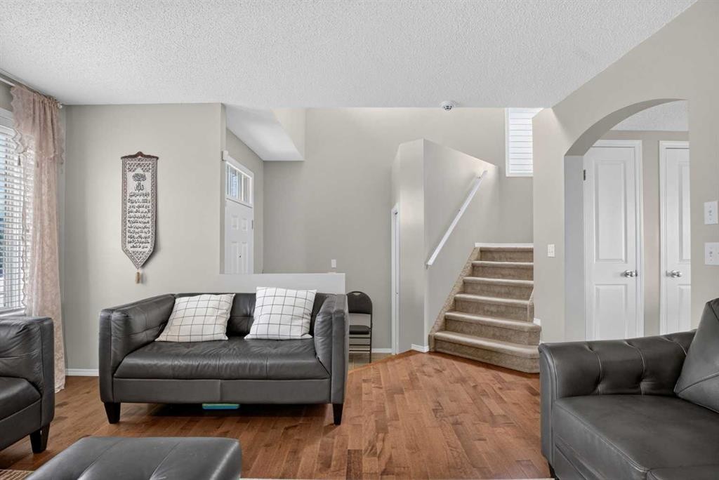 116 Panora Close Nw, Calgary, AB