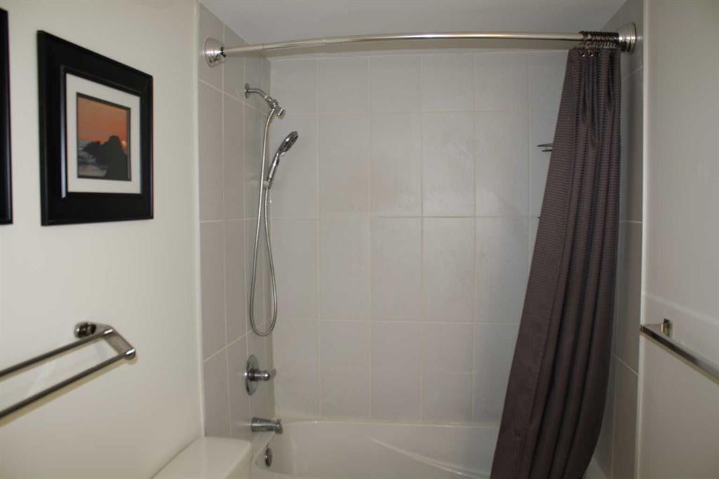 3052 32A Avenue Se, Calgary, AB