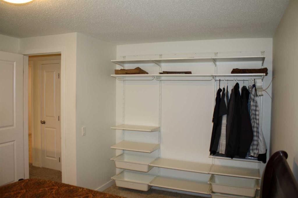 3052 32A Avenue Se, Calgary, AB