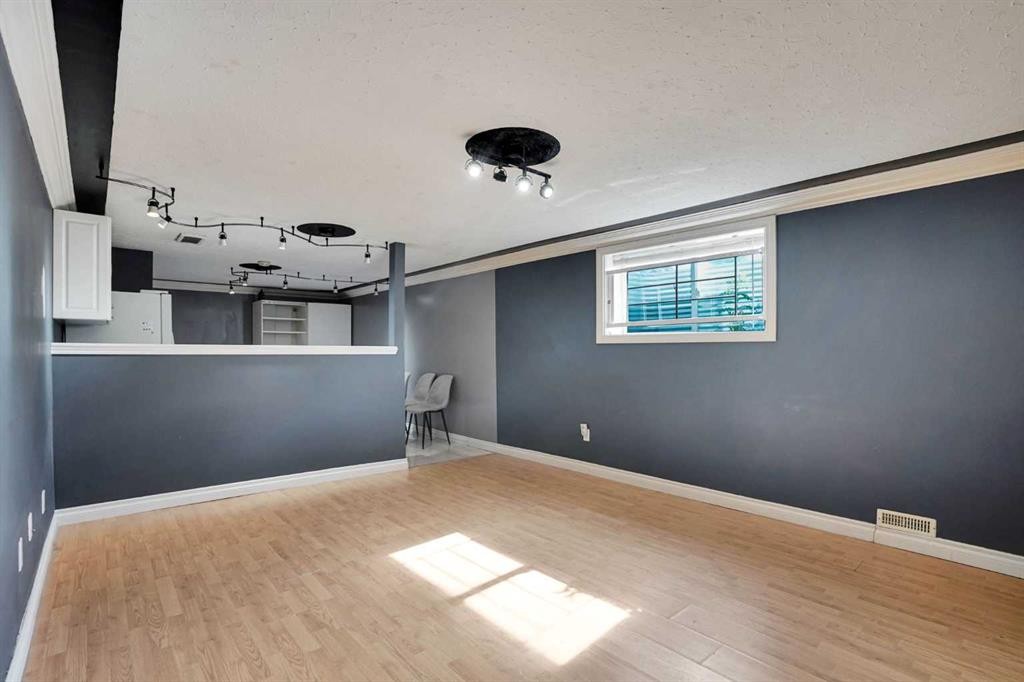 1527 Maitland Drive Ne, Calgary, AB