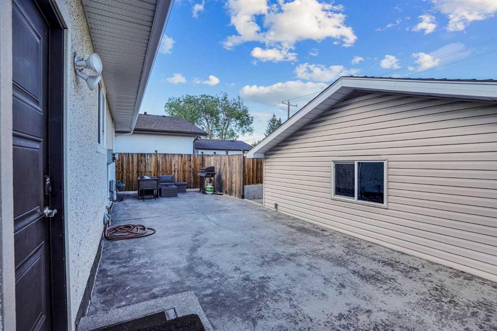 1527 Maitland Drive Ne, Calgary, AB