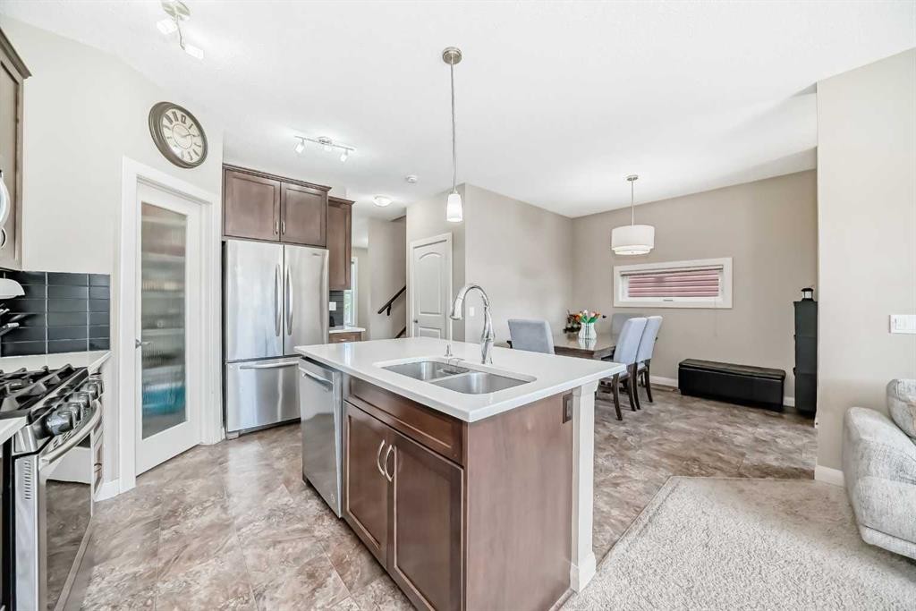 176 Evanspark Gardens, Calgary, AB