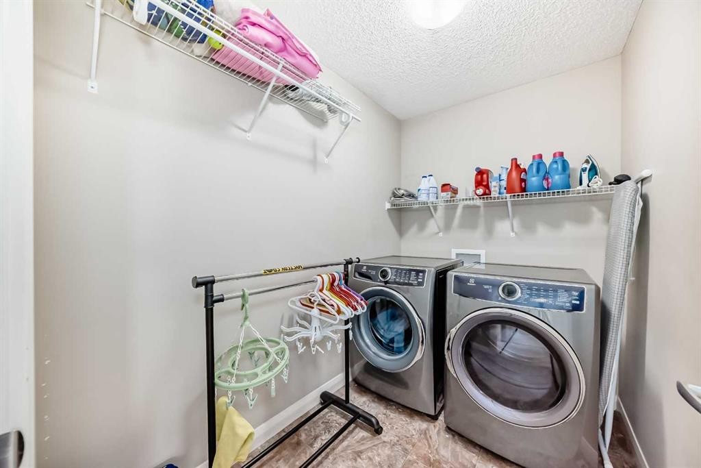 176 Evanspark Gardens, Calgary, AB