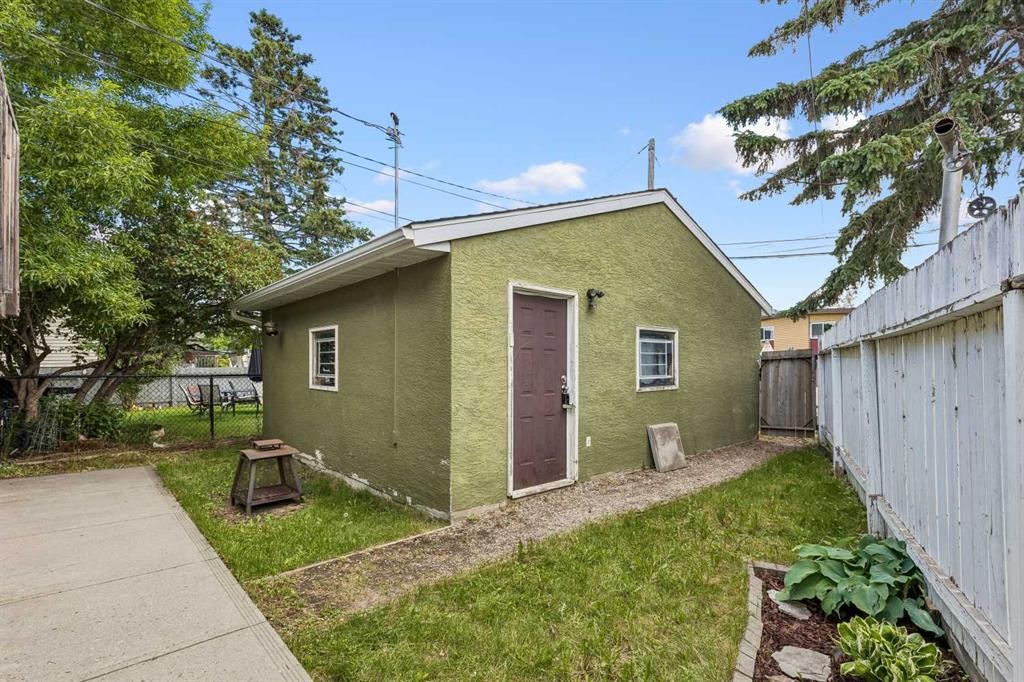 1232 Danloe Street Ne, Calgary, AB