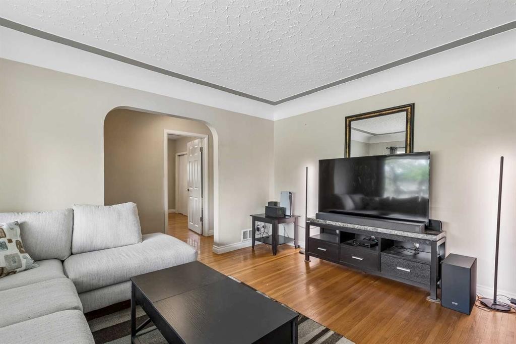 1232 Danloe Street Ne, Calgary, AB