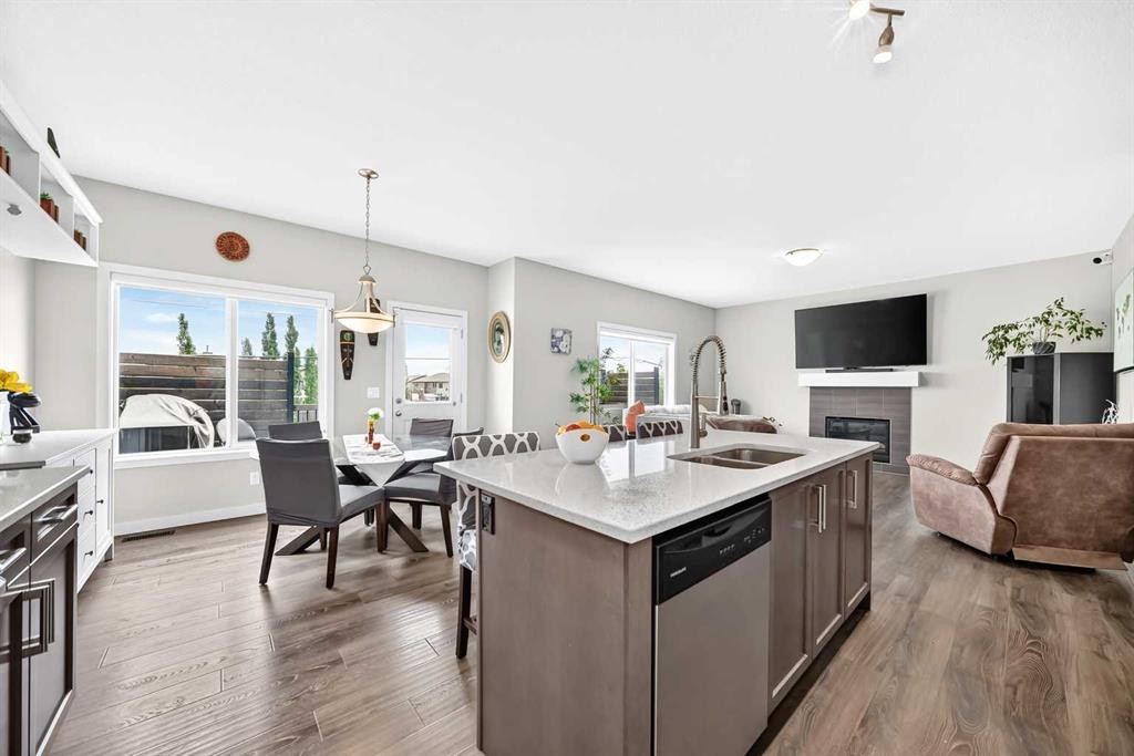 125 Bayside Loop Sw, Airdrie, AB