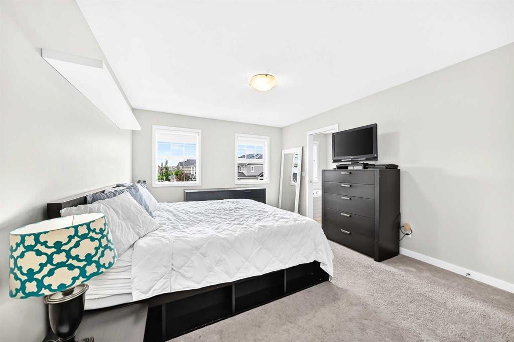 125 Bayside Loop Sw, Airdrie, AB