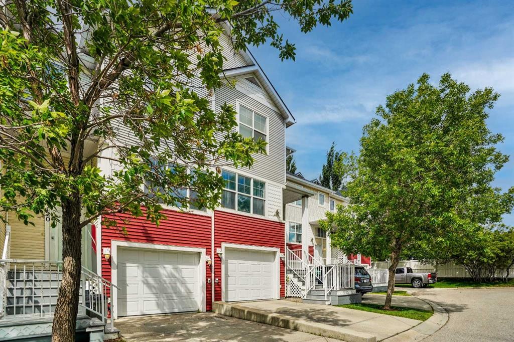 120 Country Village Cape Ne, Calgary, AB